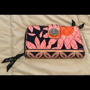 VERA BRADLEY RFID Turnlock Wallet